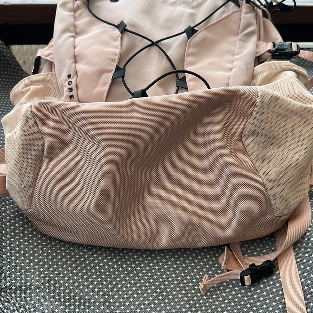 The North Face Borealis light pink backpack - Picture 7 of 8